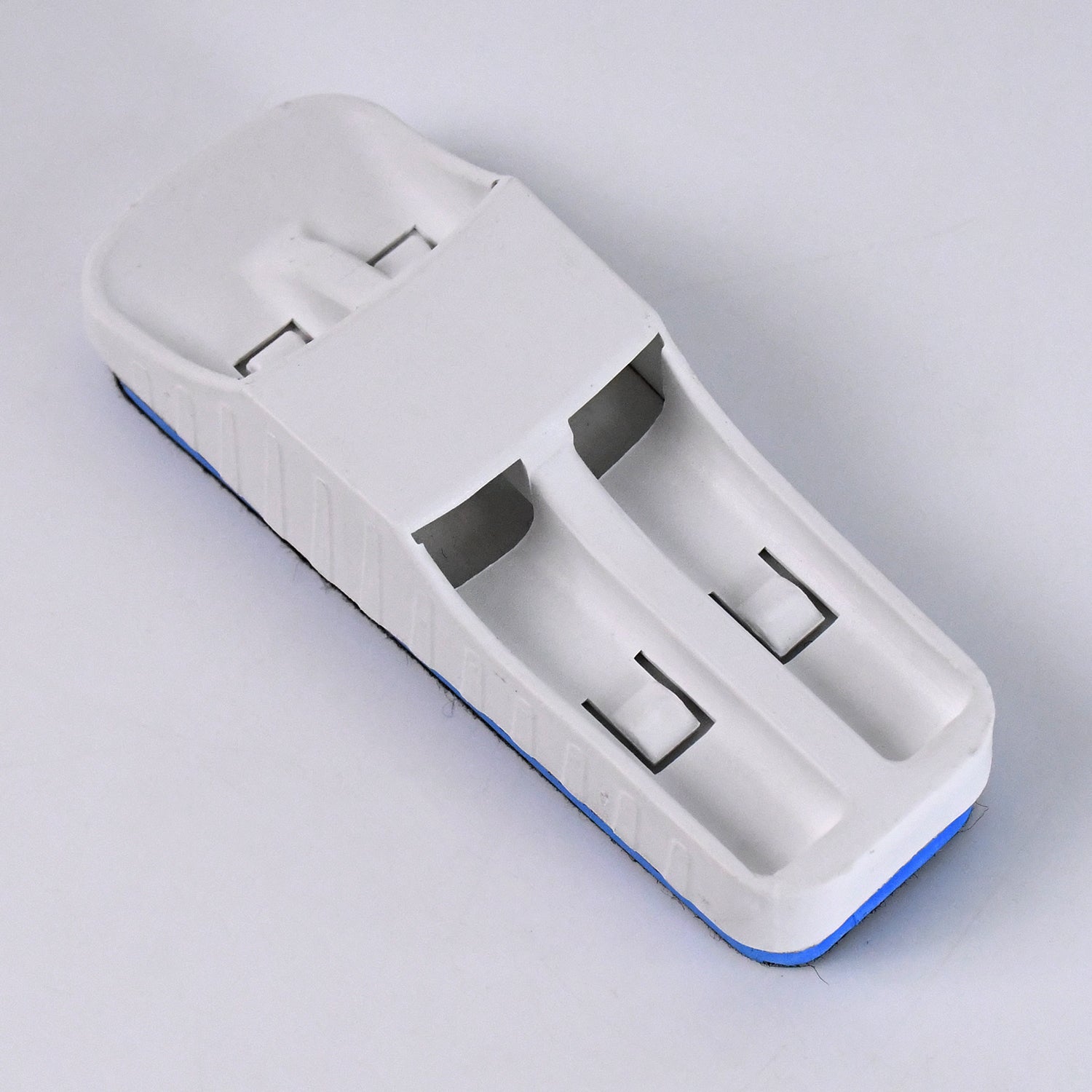 Magnetic Duster With Marker Holder (1 Pc) - Image 5