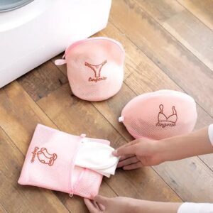 Zippered Mesh Laundry Wash Bags for Delicates & Lingerie (5 Pc Set) Zippered Mesh Laundry Wash Bags for Delicates & Lingerie (5 Pc Set)