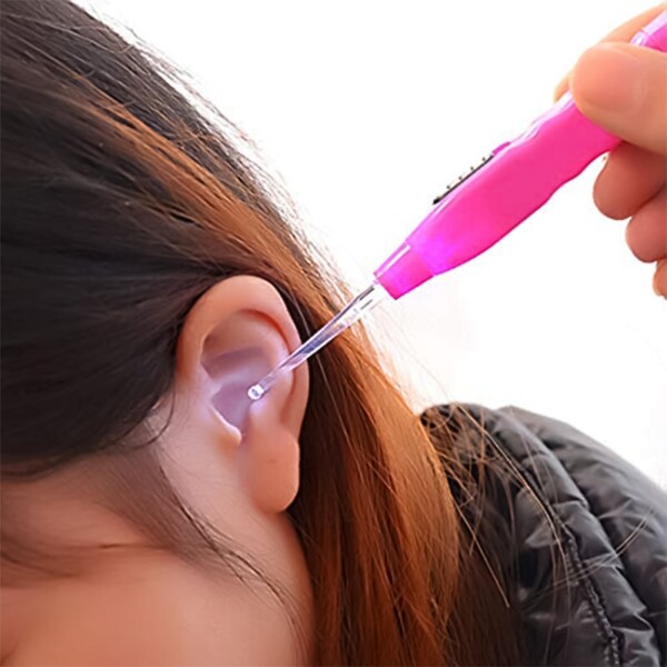 Earpick with LED Flashlight