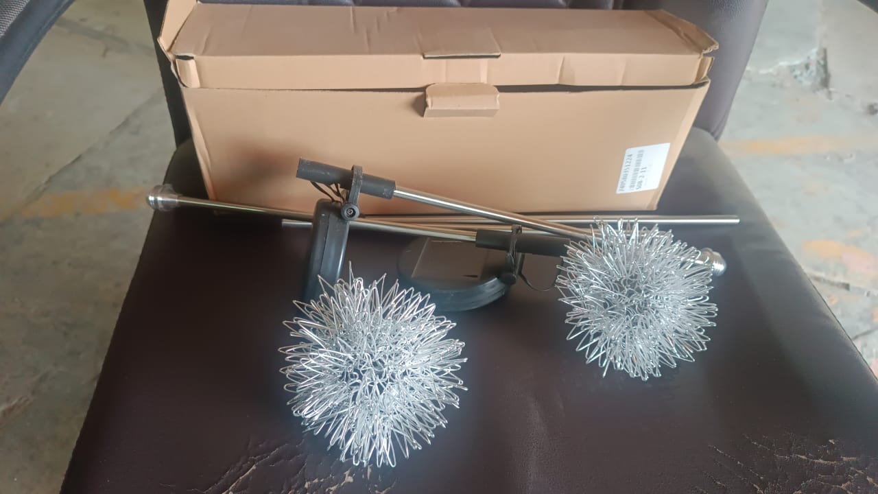 Solar Powered Dandelion Garden Lights (2 Pc) - Image 8