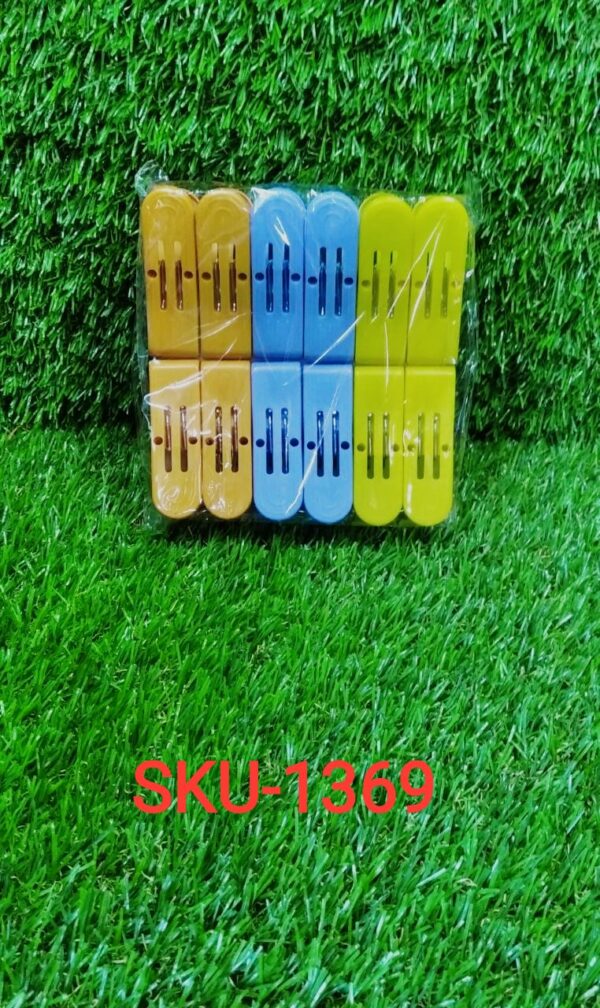 Multicolour double pin plastic clips for daily cloth hanging.