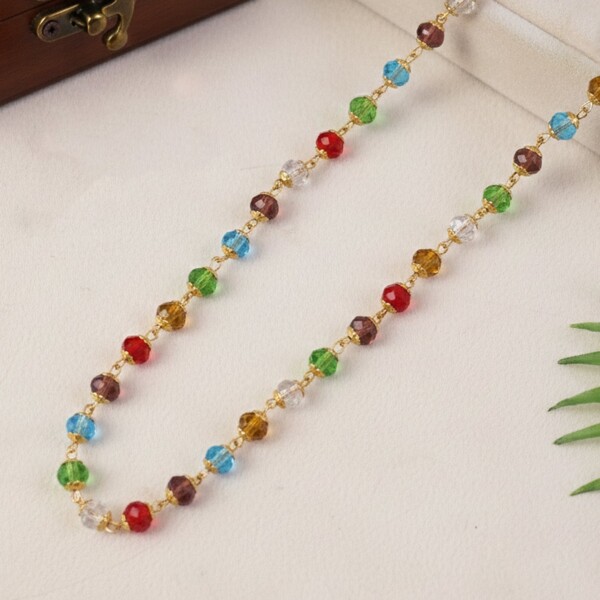Women festive necklace